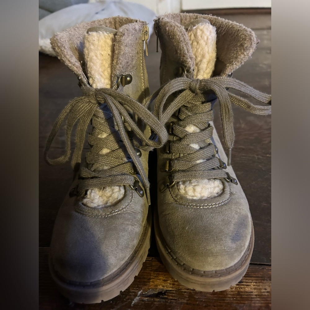 Crown Vintage Antigo Bootie for Women